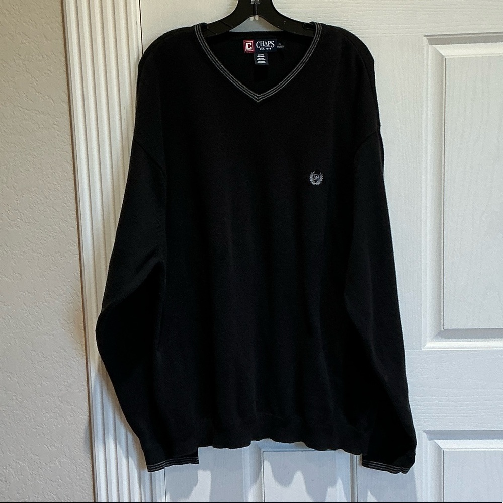 Chaps Men's Classic Black V-Neck Sweater